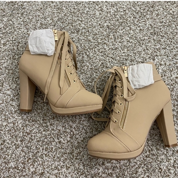 Forever 21 Shoes - NwoB Forever 21 Ankle Boots